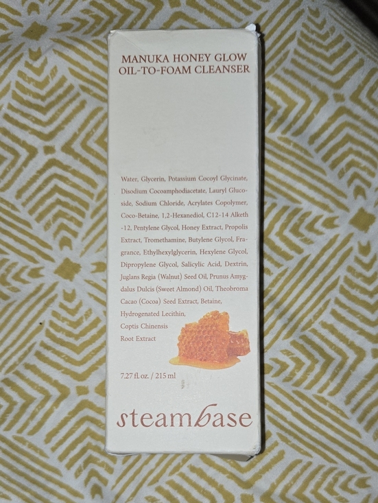 SteamBase Other - Manuka Honey Glow Oil to Foam Cleanser